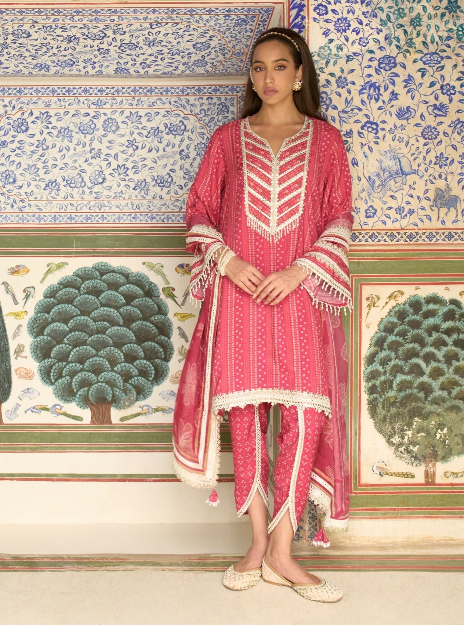Vanera Lawn Fuschia Kurta Set
