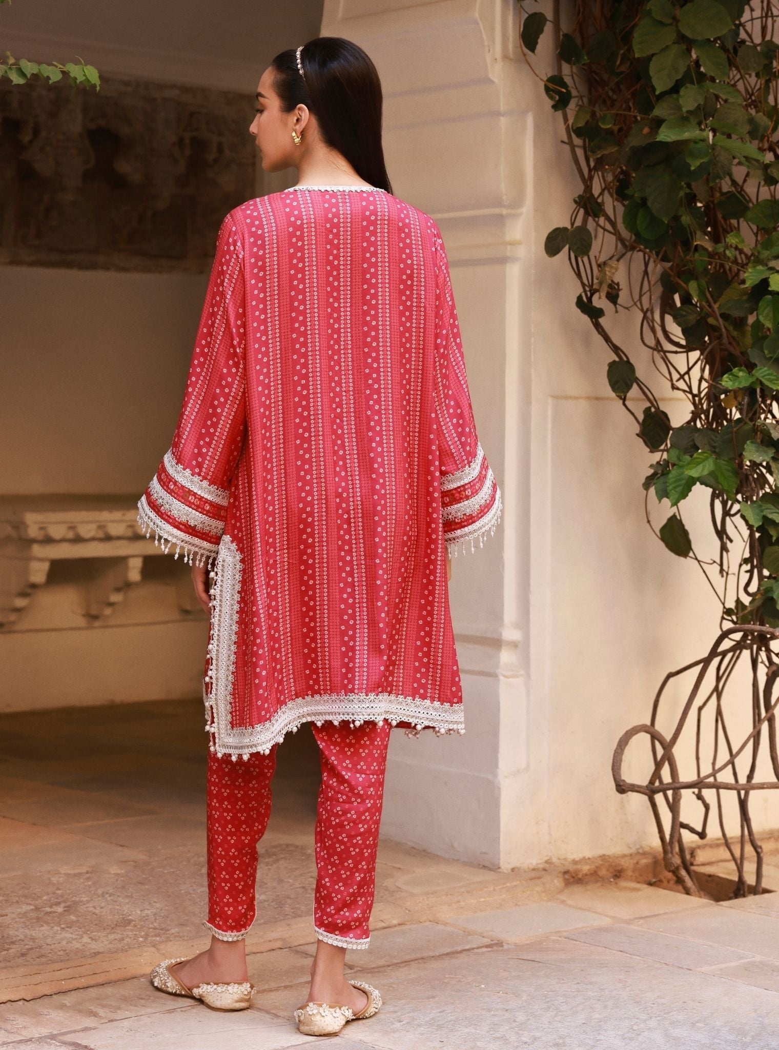 Vanera Lawn Fuschia Kurta Set
