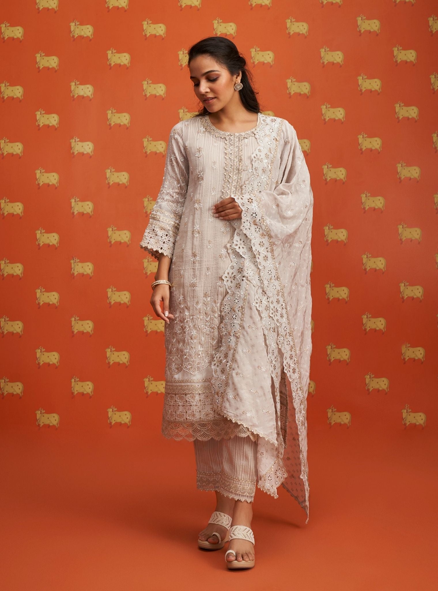 Idaya Banarsi Off White Kurta Set