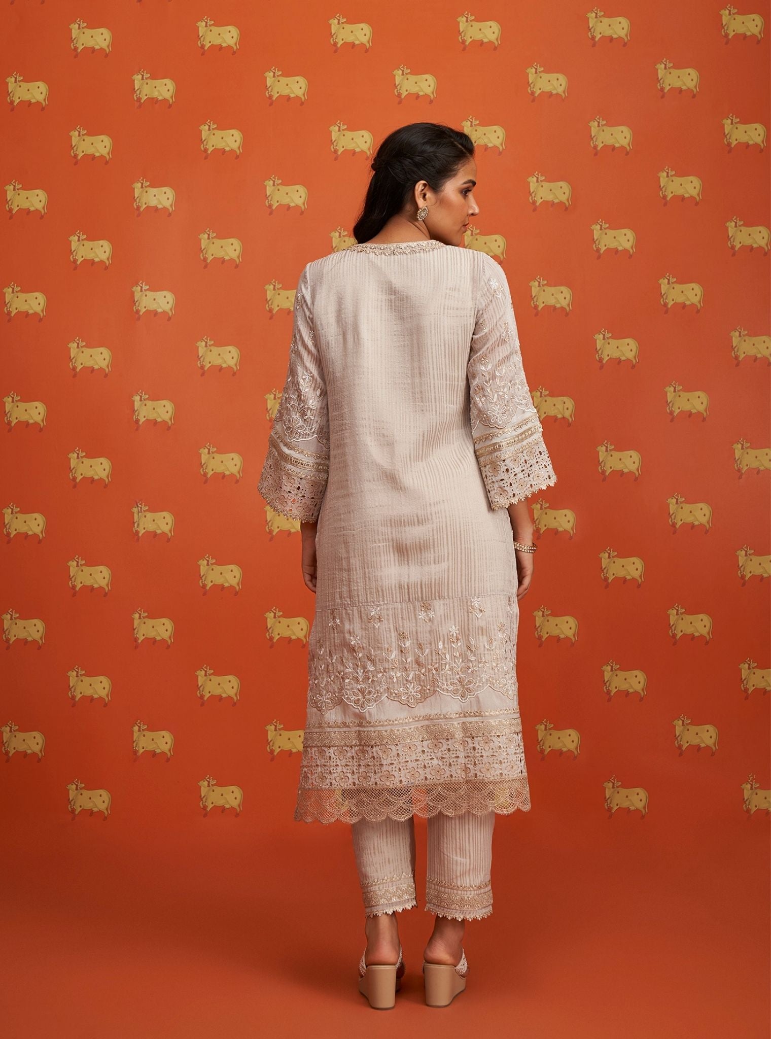 Idaya Banarsi Off White Kurta Set