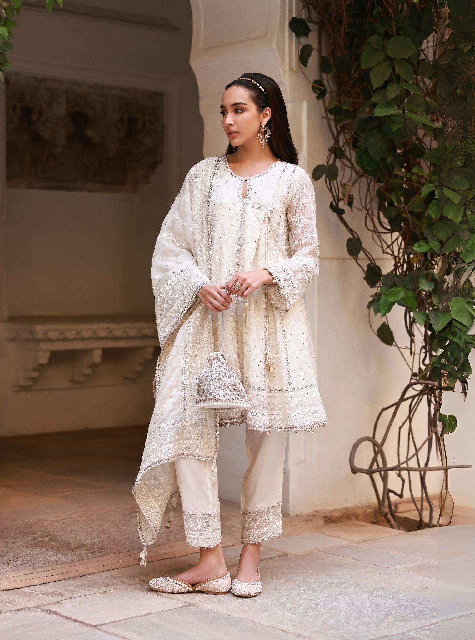 Anmika Organza Off White Kurta Set