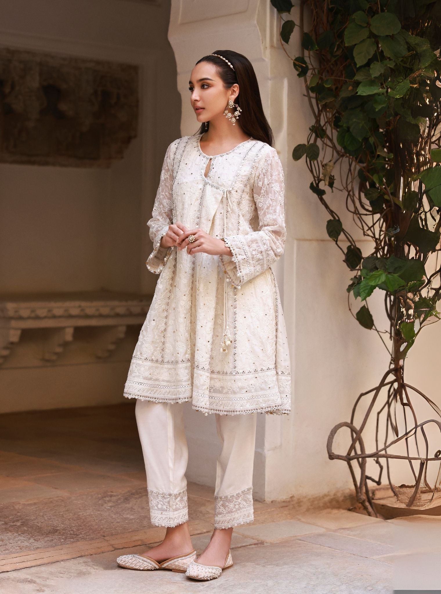 Anmika Organza Off White Kurta Set