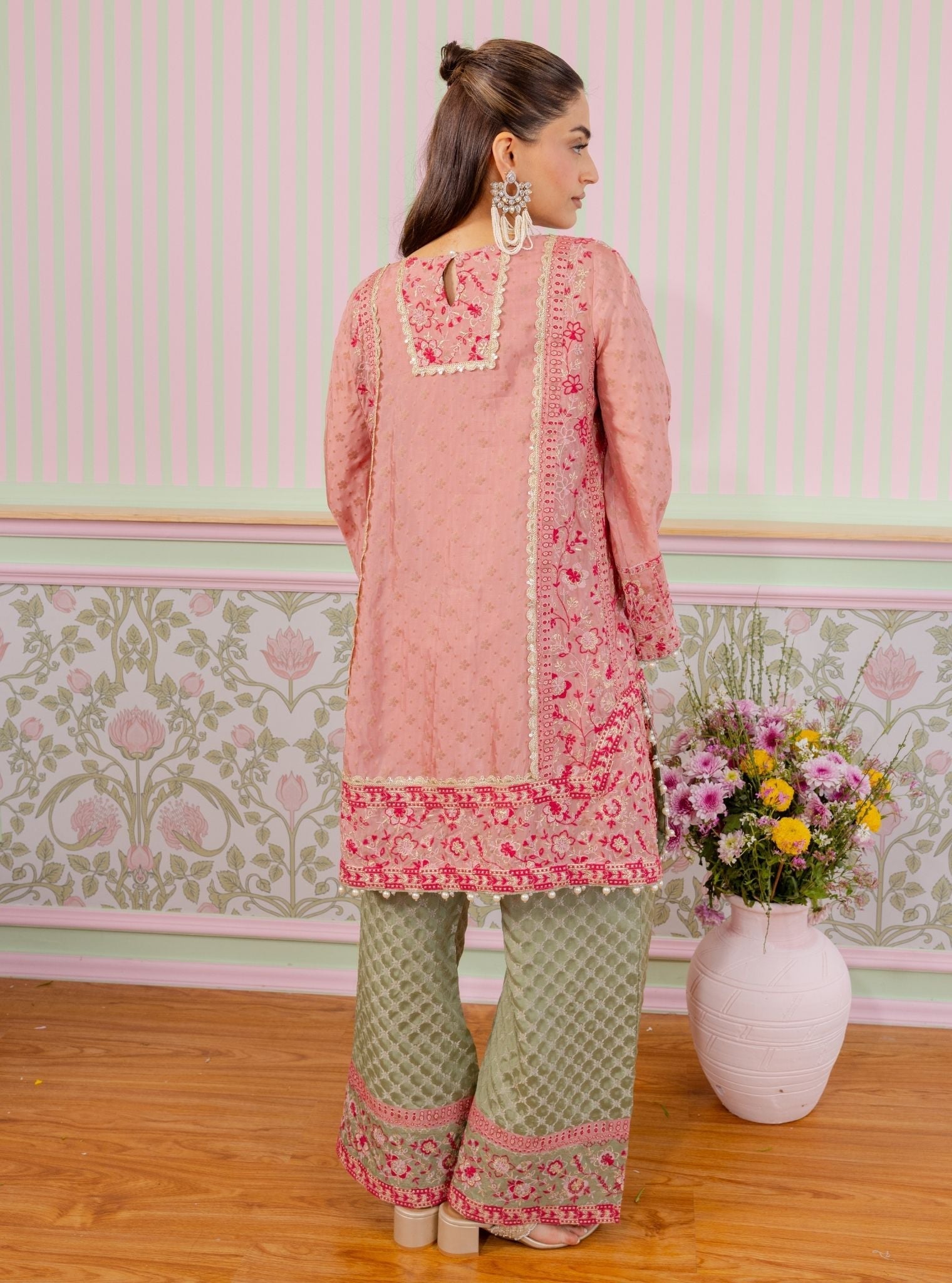 Mangal Banarsi Pink Kurta With Green Pant