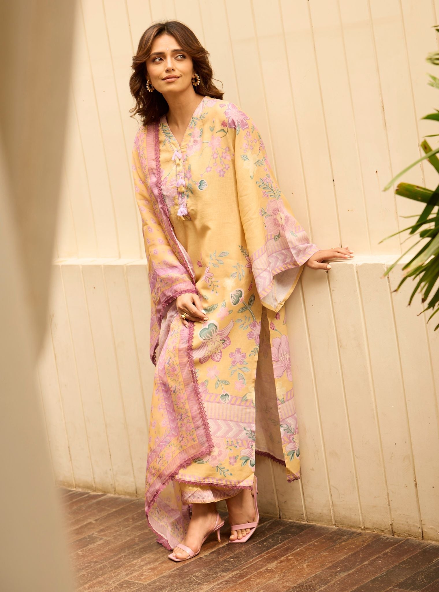 Pia Printed Linen Yellow Kurta Set