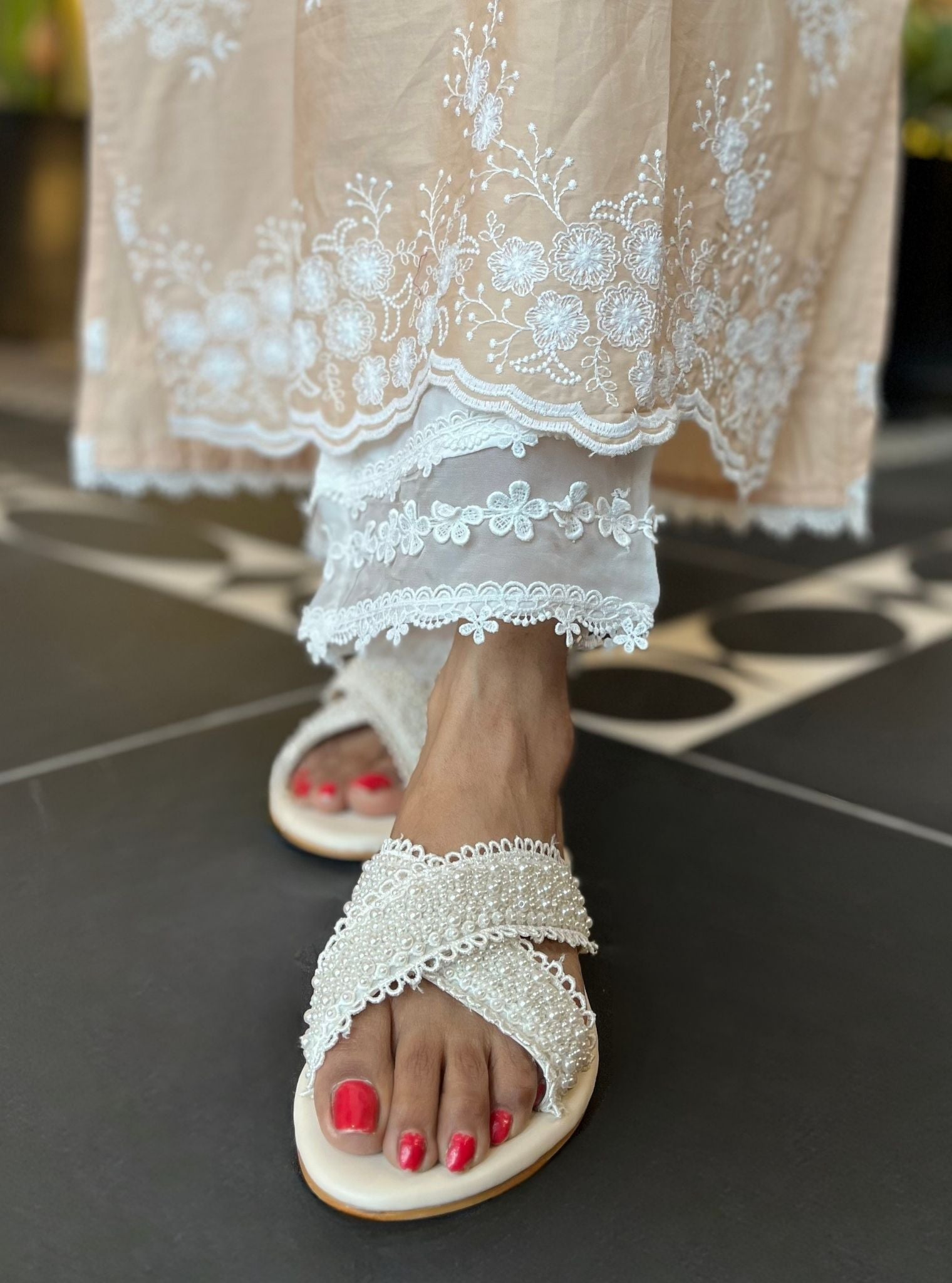 Mulmul Cotton Perla Beige Kurta With Mulmul Organza Round Hem Panel White Pant