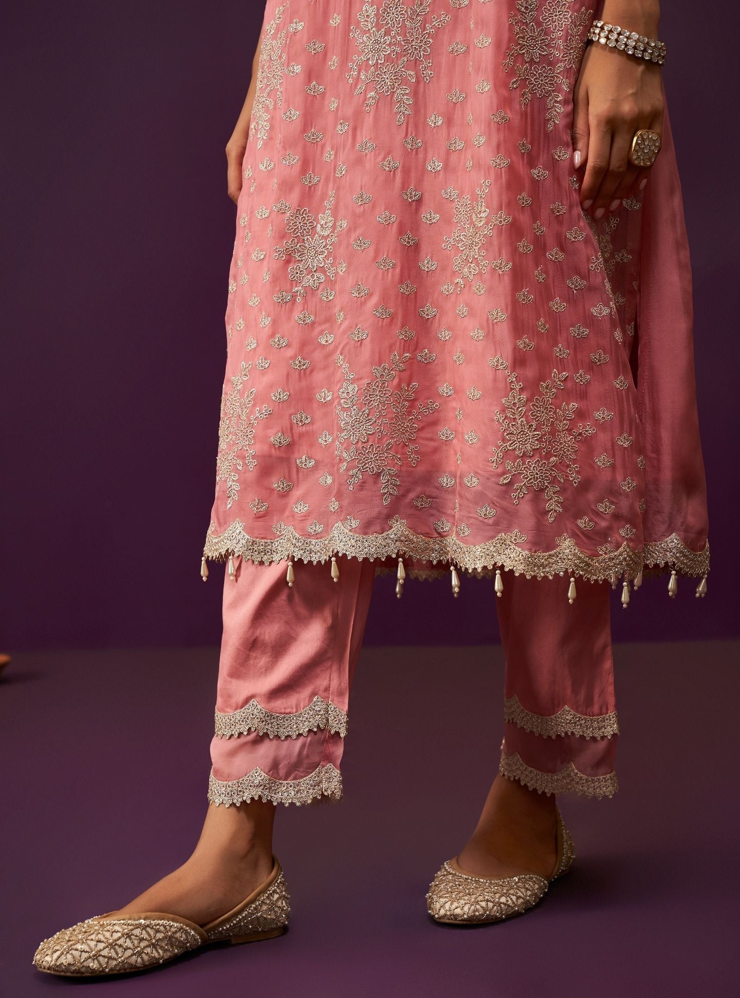 Suwanni Organza Mauve Kurta Set