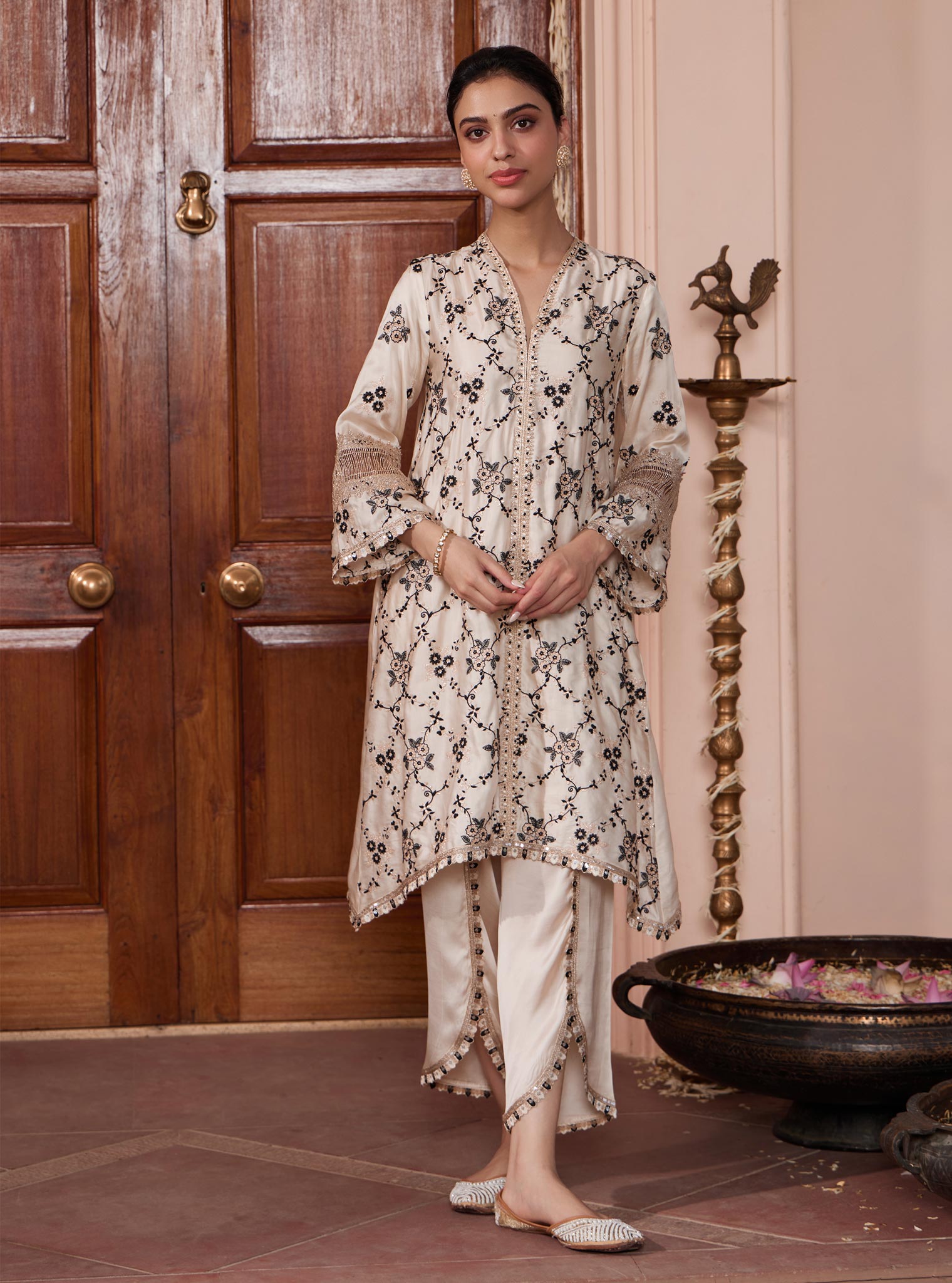 Dvija Cupro Off White Kurta Set