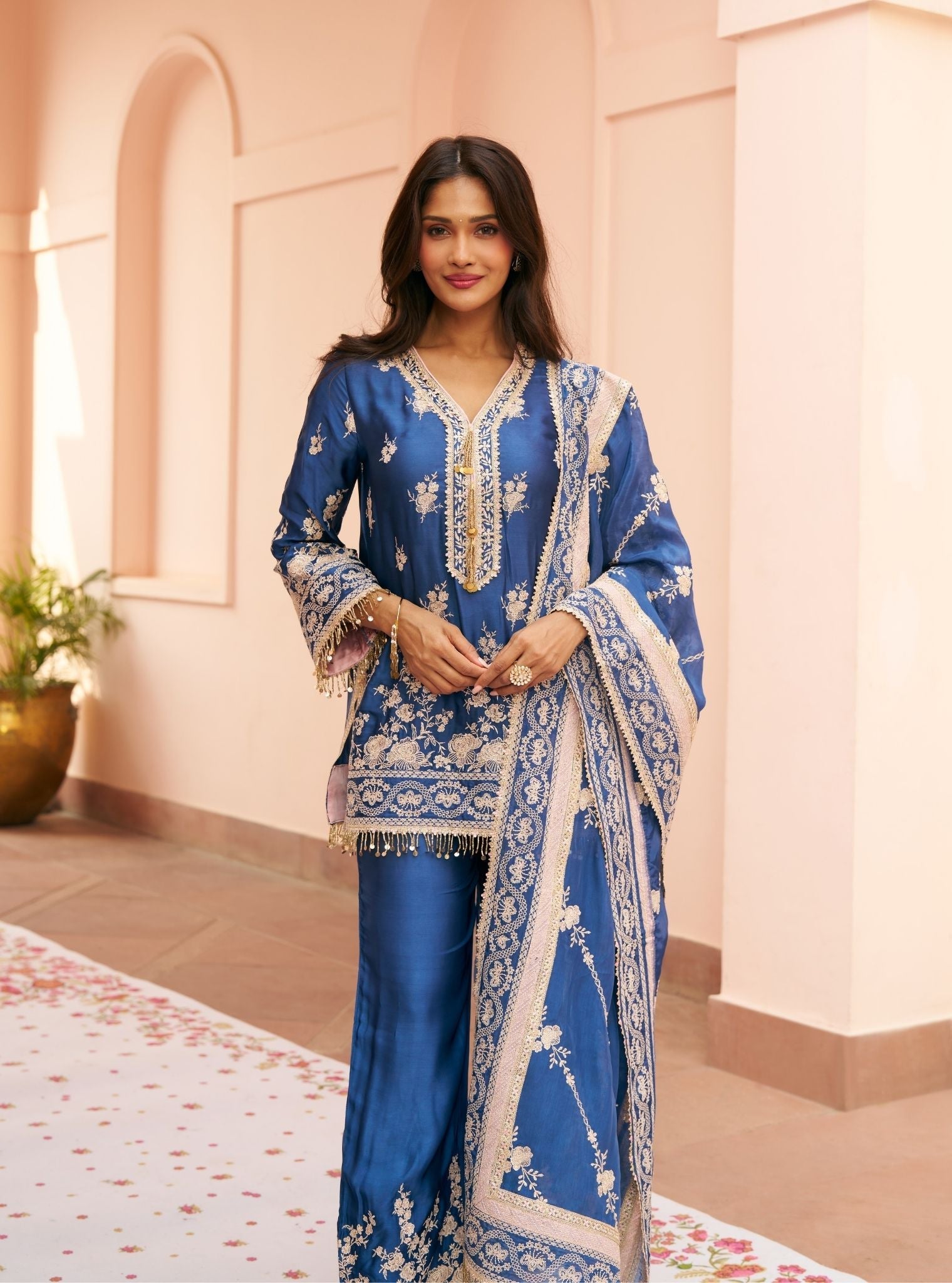 Saaj Cupro Satin Navy Kurta Set