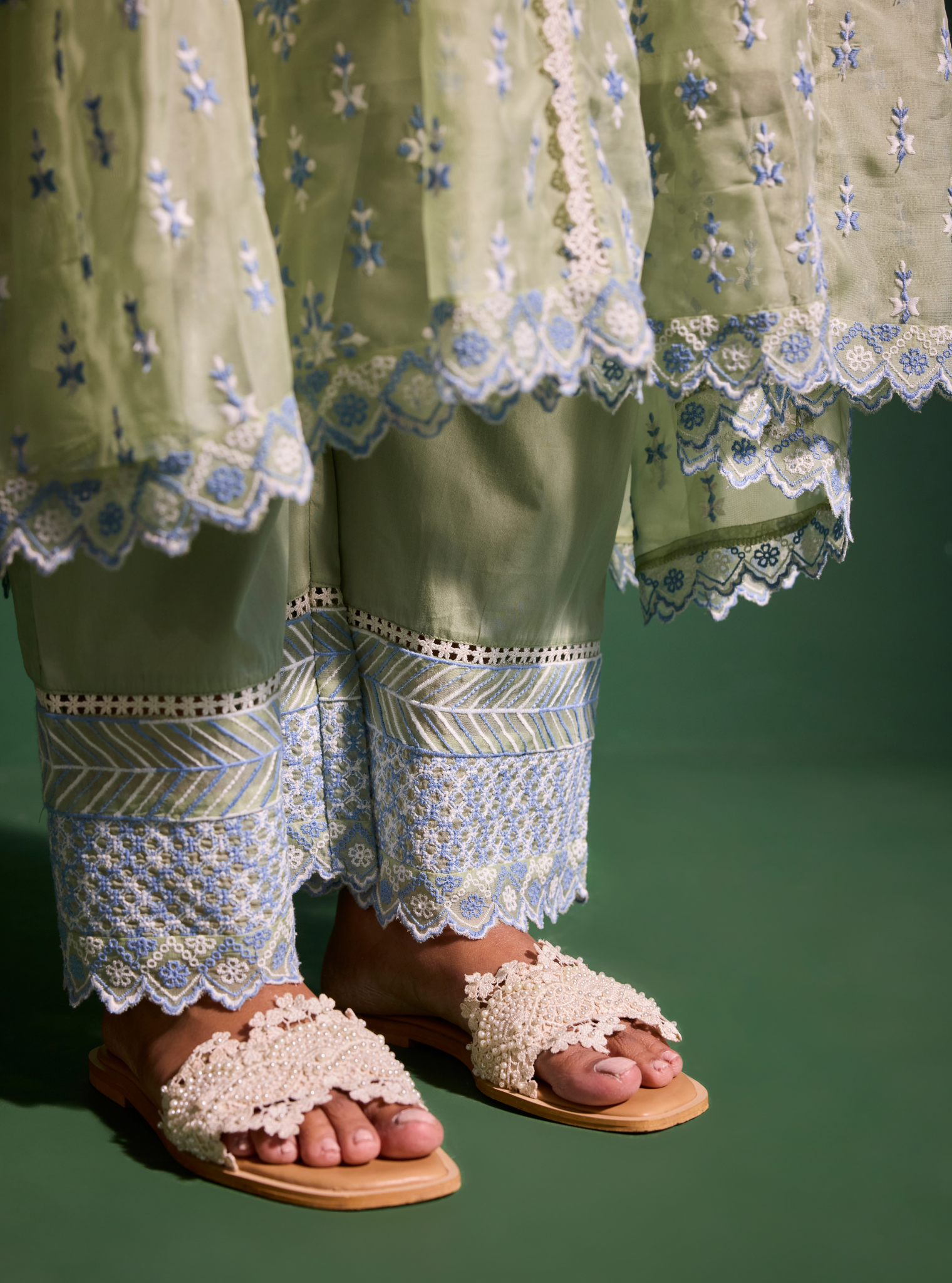 Mulmul Organza Smitha Green Anarkali Kurta With Mulmul Cotton Smitha Green Pant