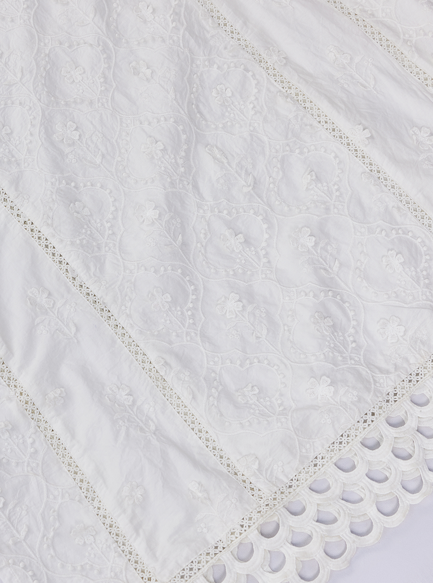 Kainat Supima Cotton Off White Kurta Set