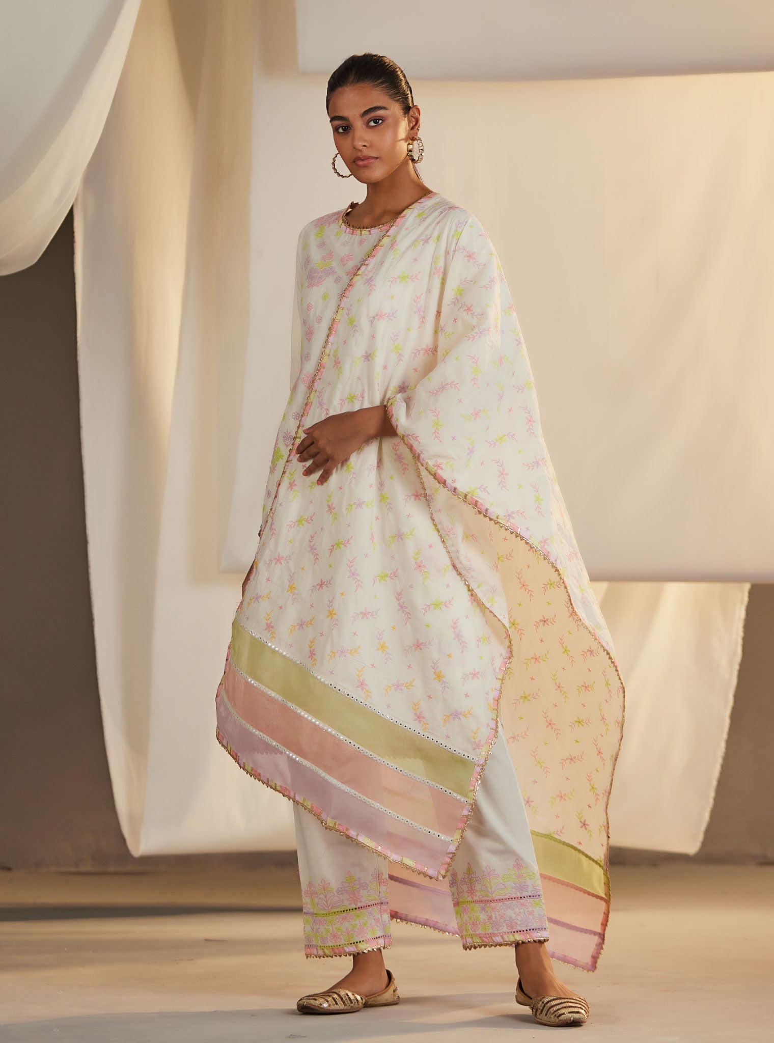 Zahava Supima Cotton Off White/Lilac Kurta Set