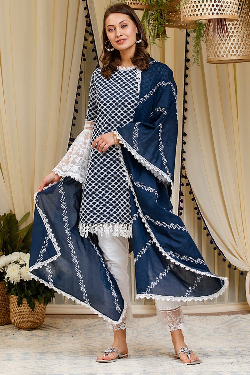 Aspen Kurta With Embroidered Organza pyajamas
