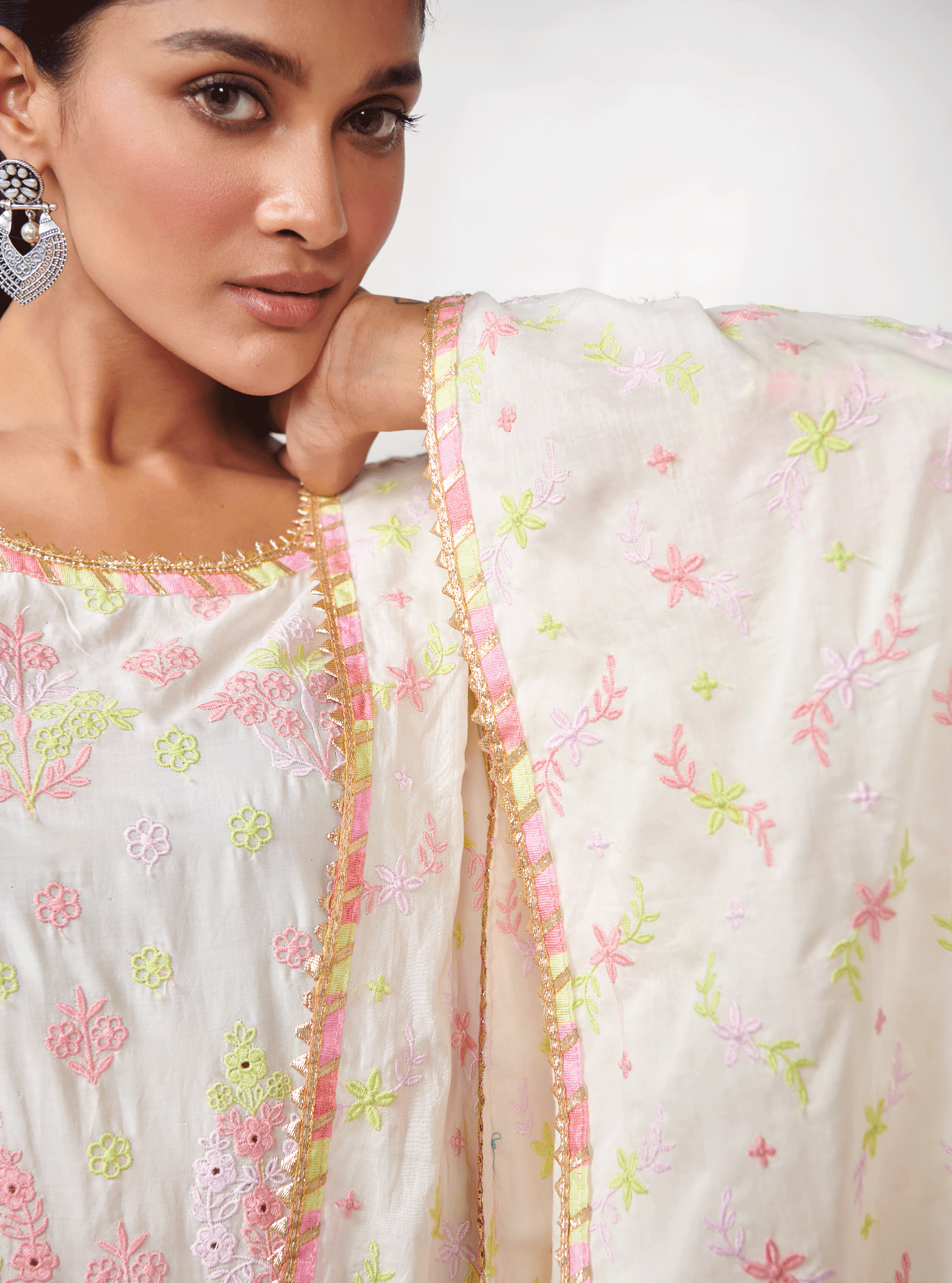 Zahava Supima Cotton Off White/Lilac Kurta Set