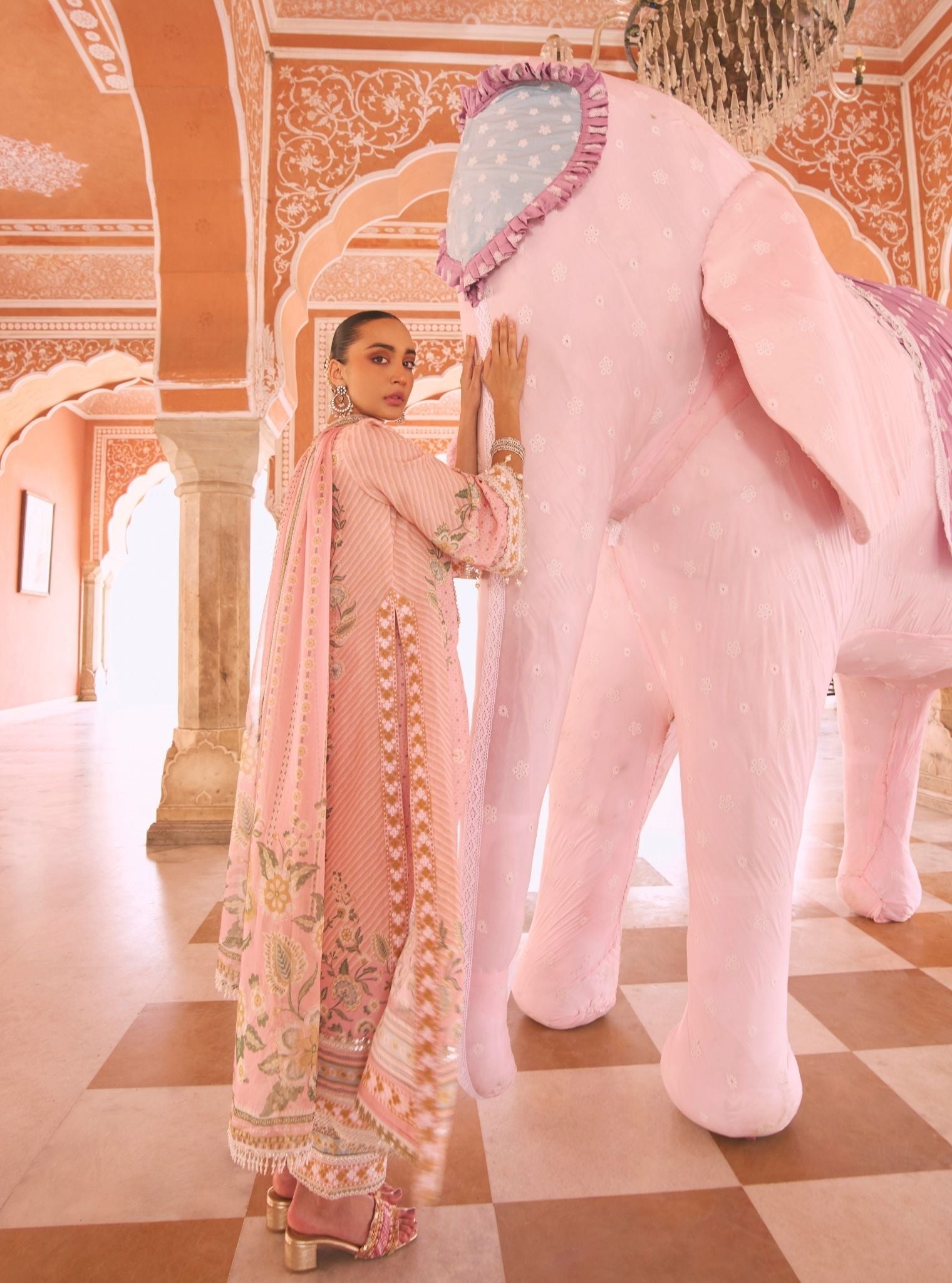 Olisha Lawn Pink Kurta Set