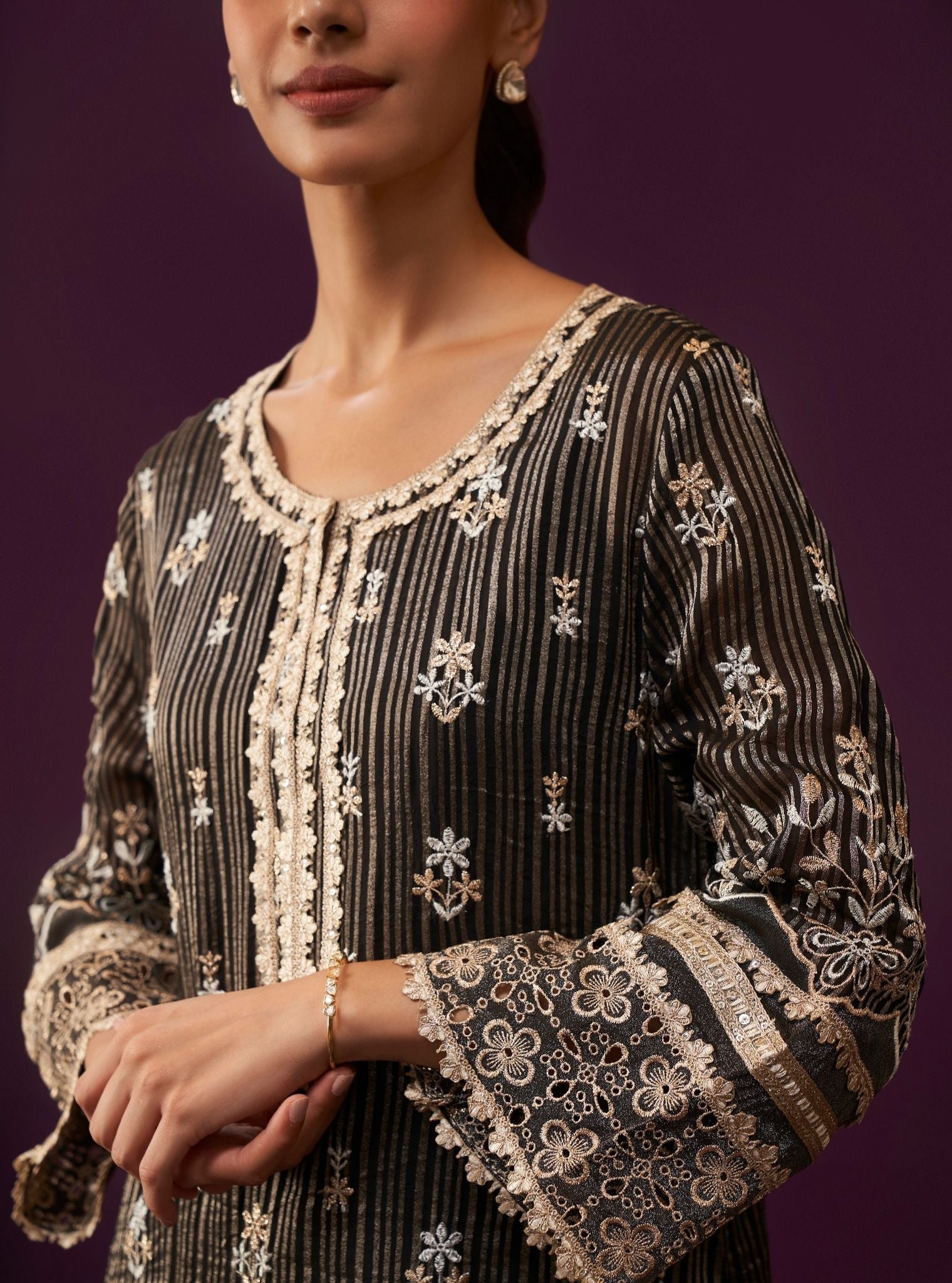 Idaya Banarsi Black Kurta Set