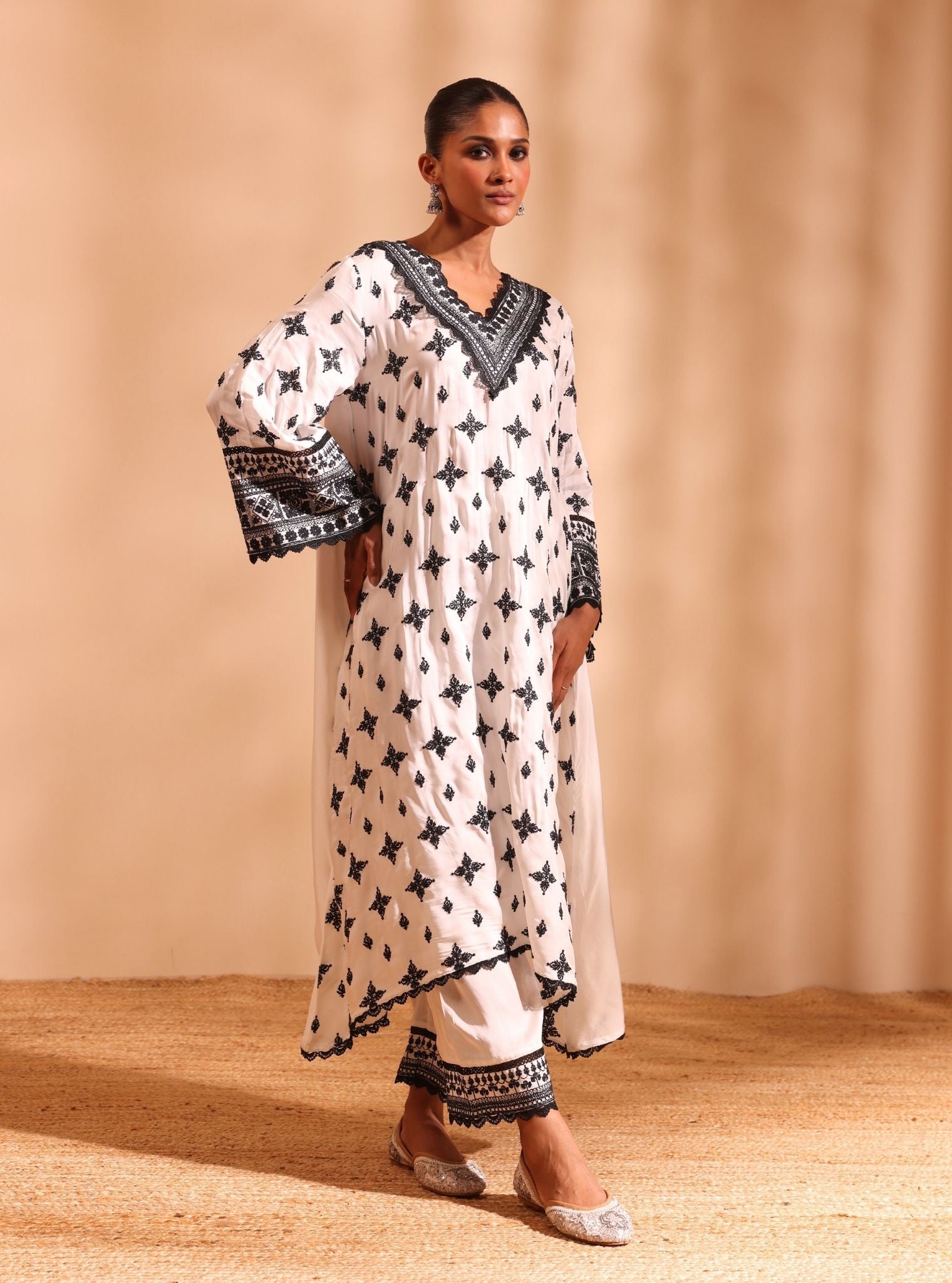 Mulmul Cupro Satin Anni Off White Kurta With Mulmul Cupro Satin Anni Off White Pant