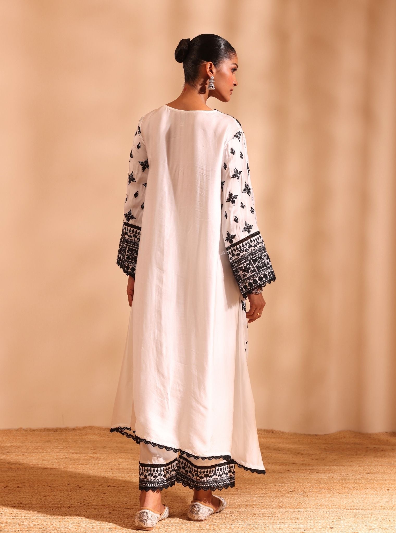 Mulmul Cupro Satin Anni Off White Kurta With Mulmul Cupro Satin Anni Off White Pant