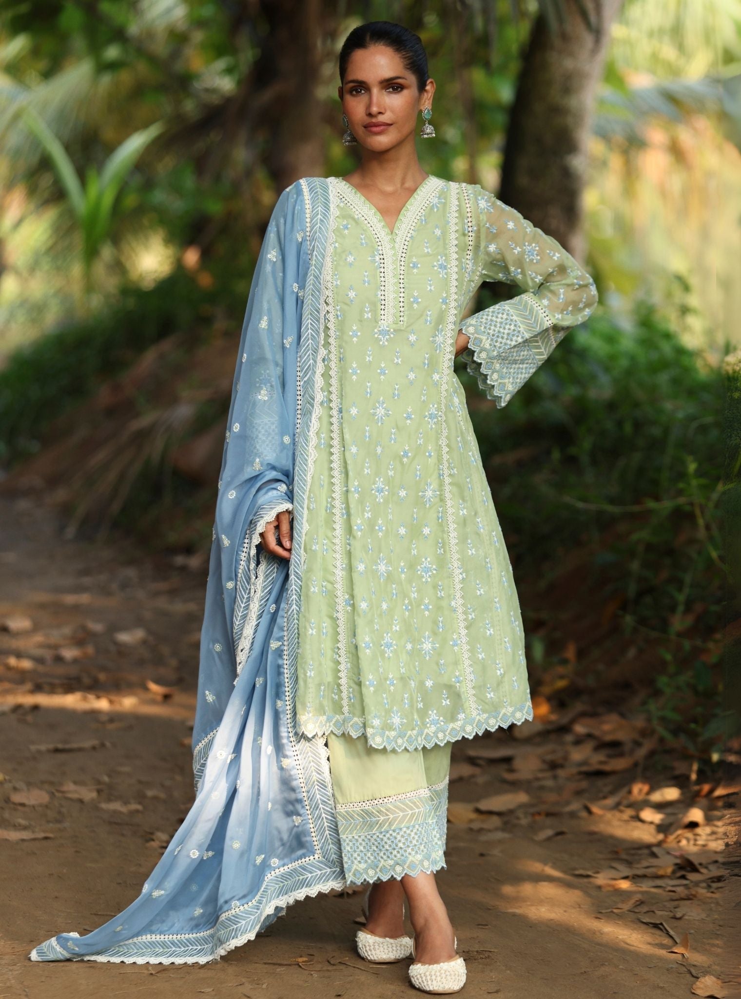 Mulmul Organza Niral Denim Dupatta