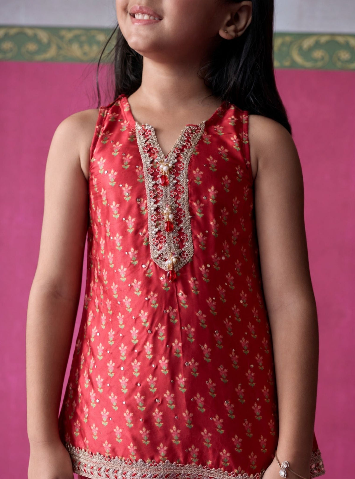 Ojal Cupro Satin Printed Kurta Set