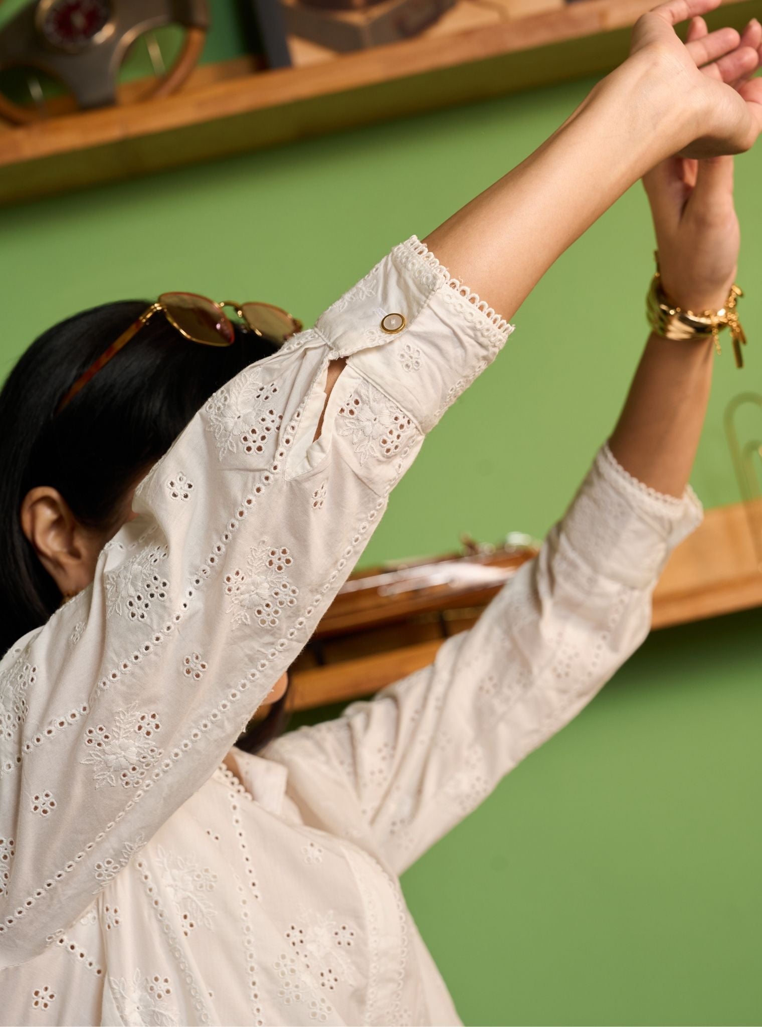 Zareenah Supima Cotton White Kurta Shirt Set