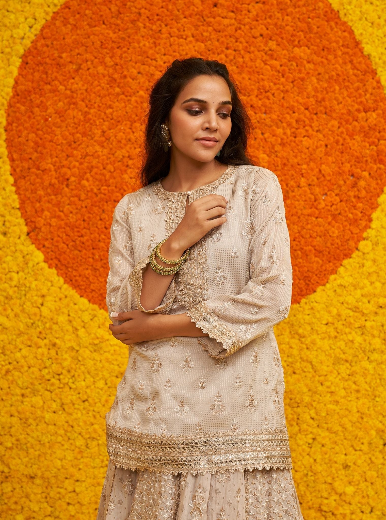 Nazariya Banarsi Off White Kurta Set