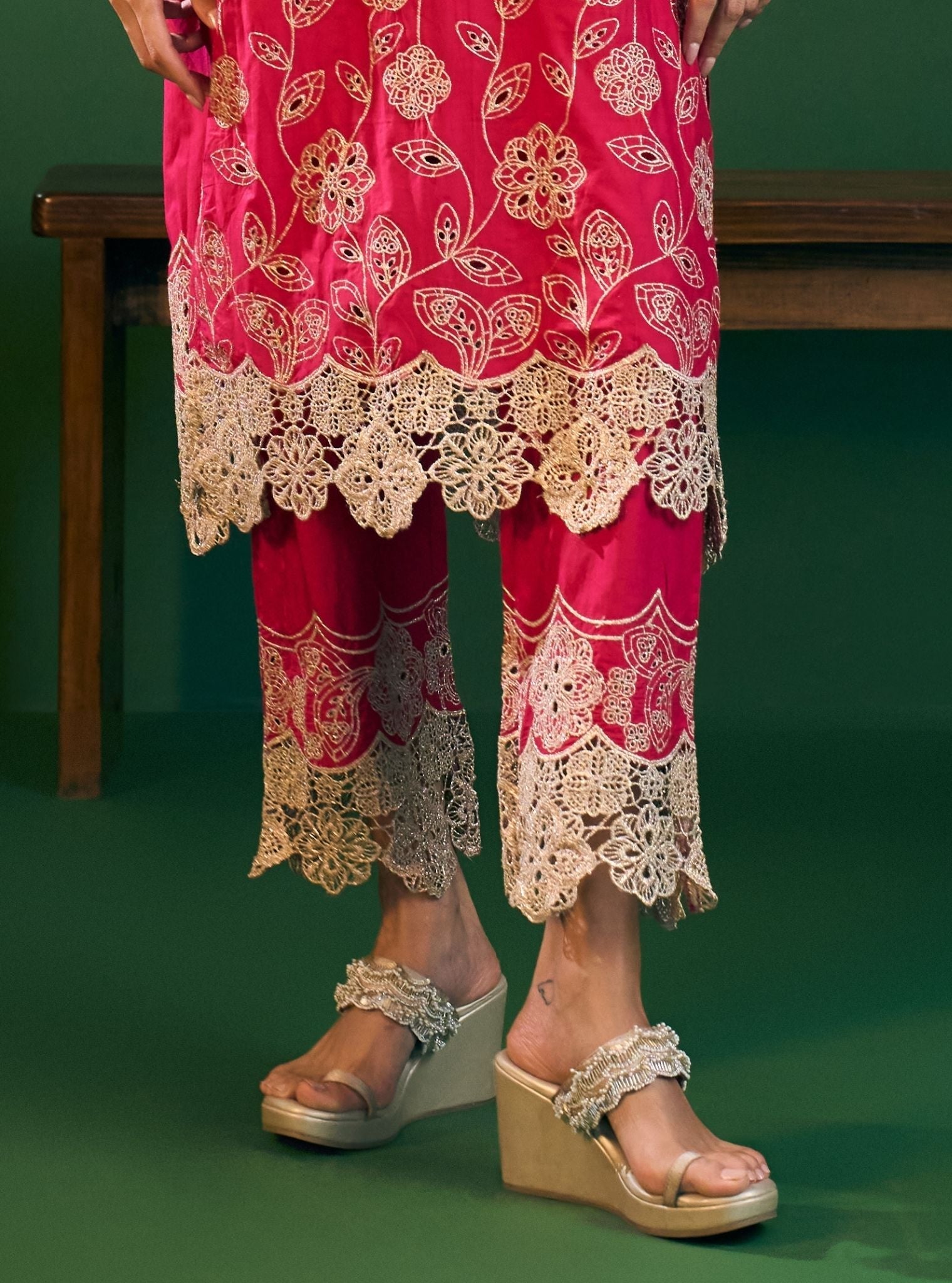 Arisha Supima Cotton Fuschia Kurta Set