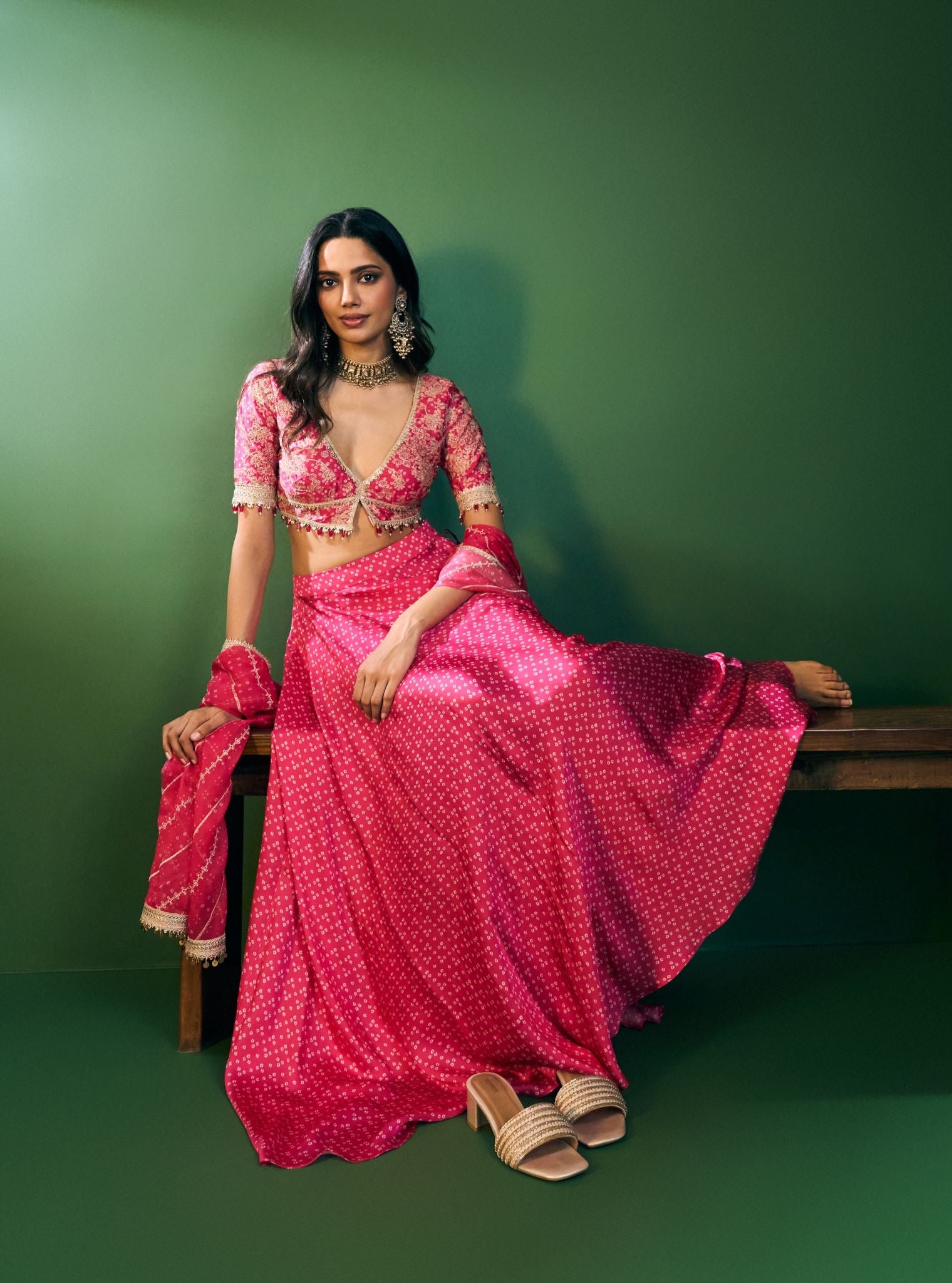 Kuni Cupro Satin Printed Fuschia Skirt Set