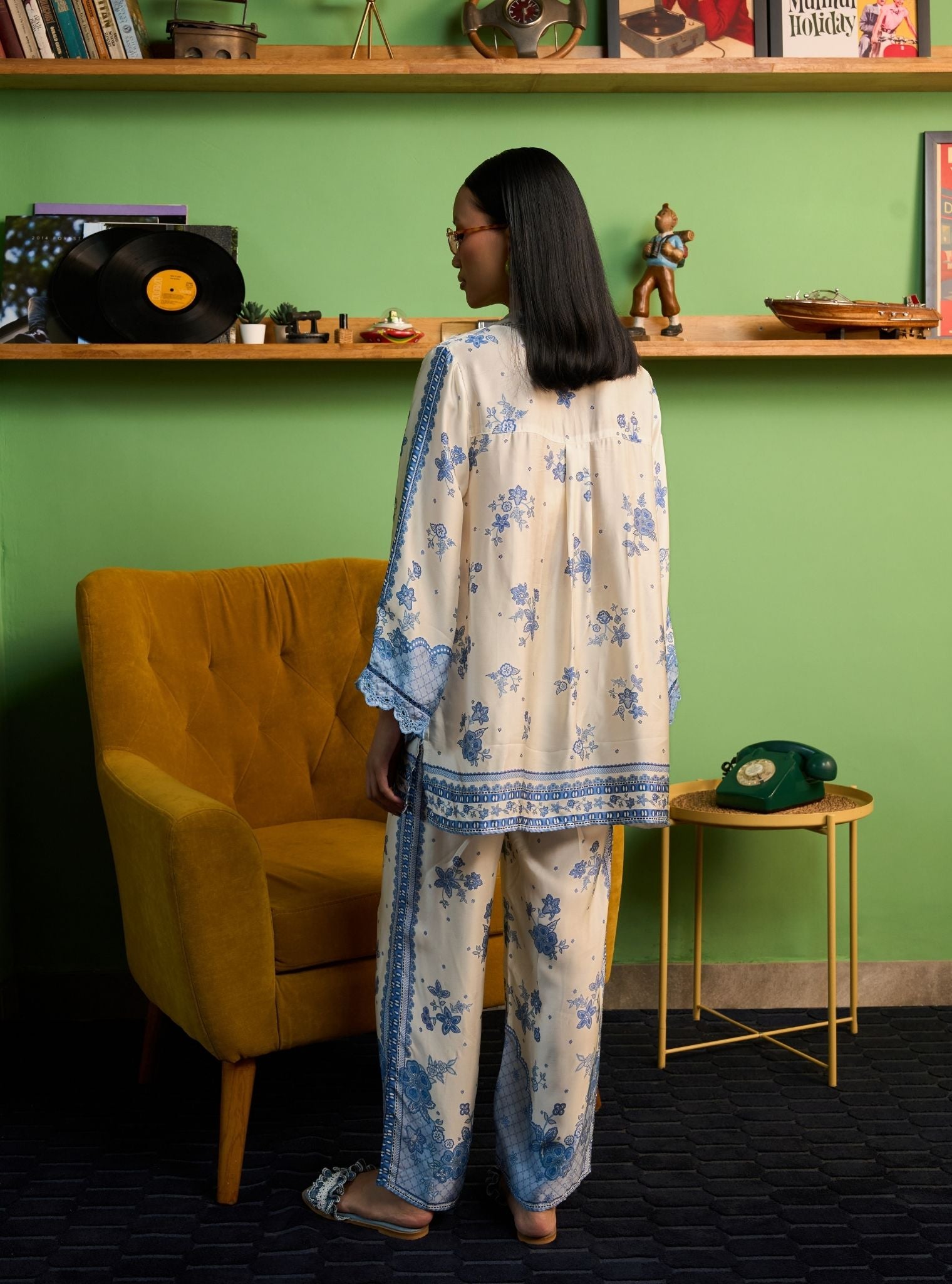 Mehrang Cupro Satin Off White Printed Shirt Set