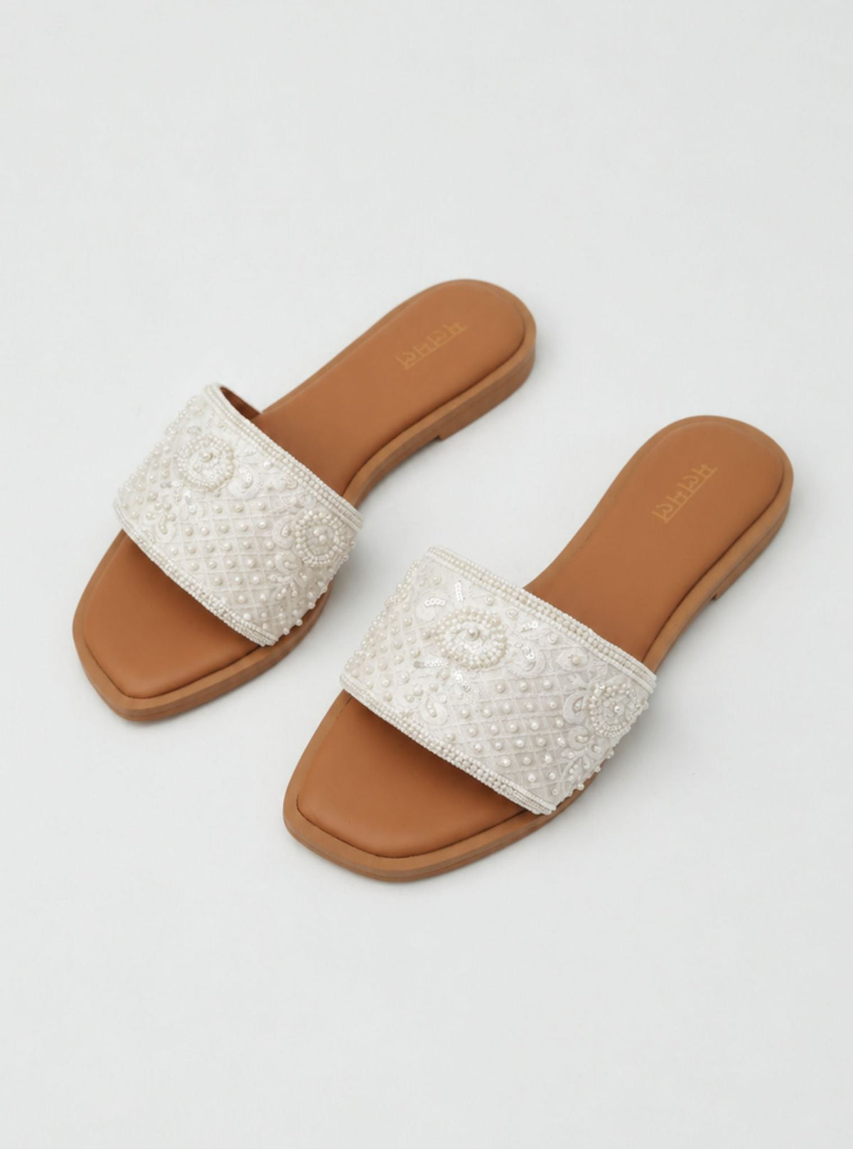 Bianco White Vegan Flat Sandal