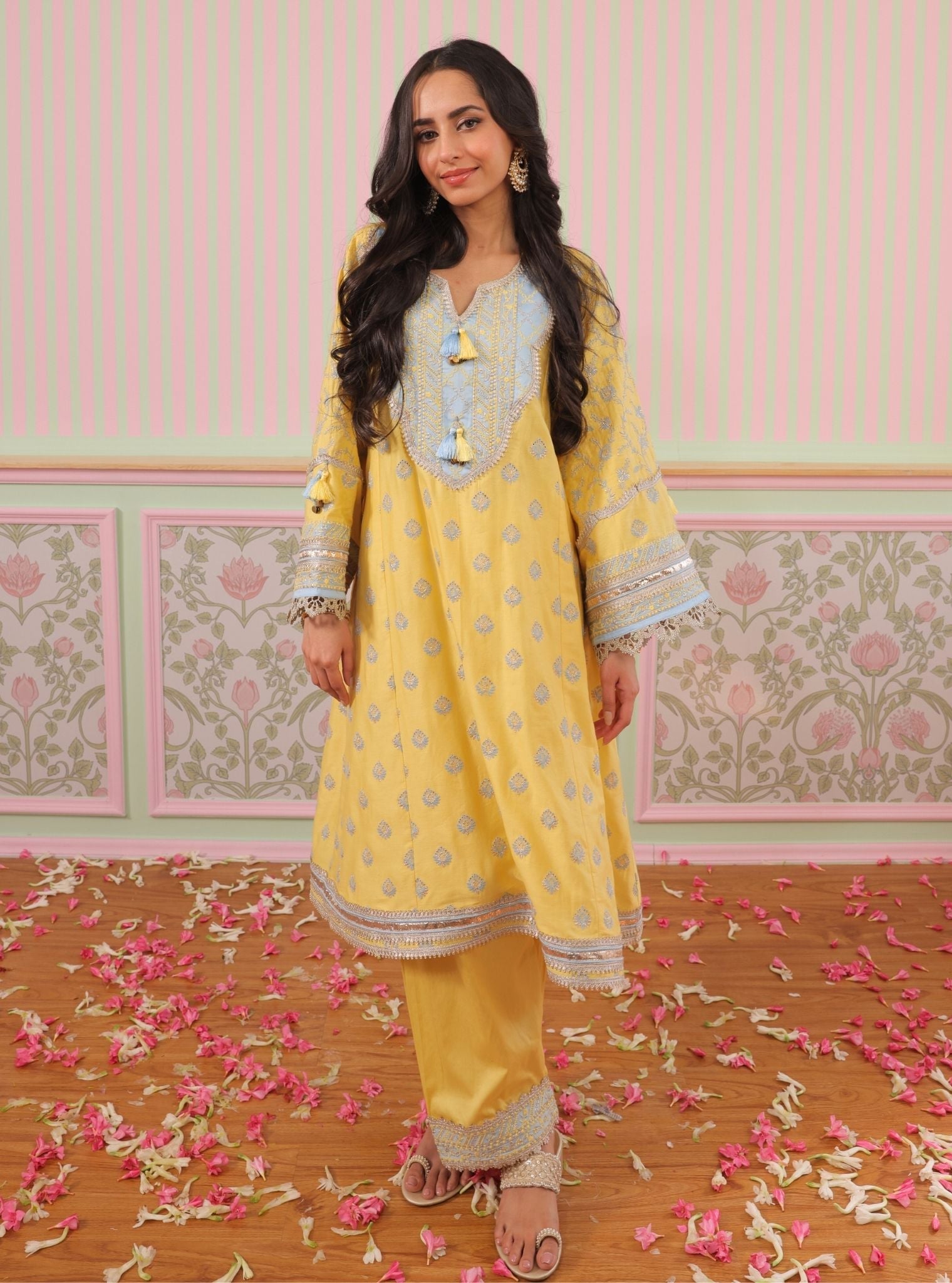 Mulmul Pima Satin Bandhan Yellow Kurta With Mulmul Pima Satin Bandhan Yellow Pant