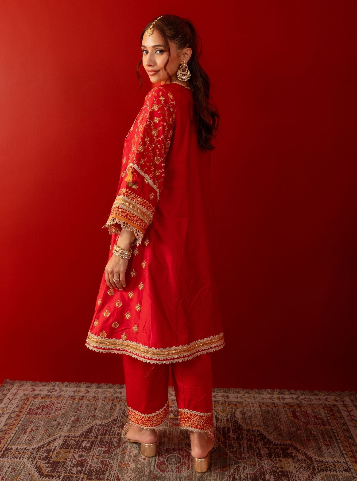 Mulmul Pima Satin Bandhan Red Kurta With Mulmul Pima Satin Bandhan Red Pant