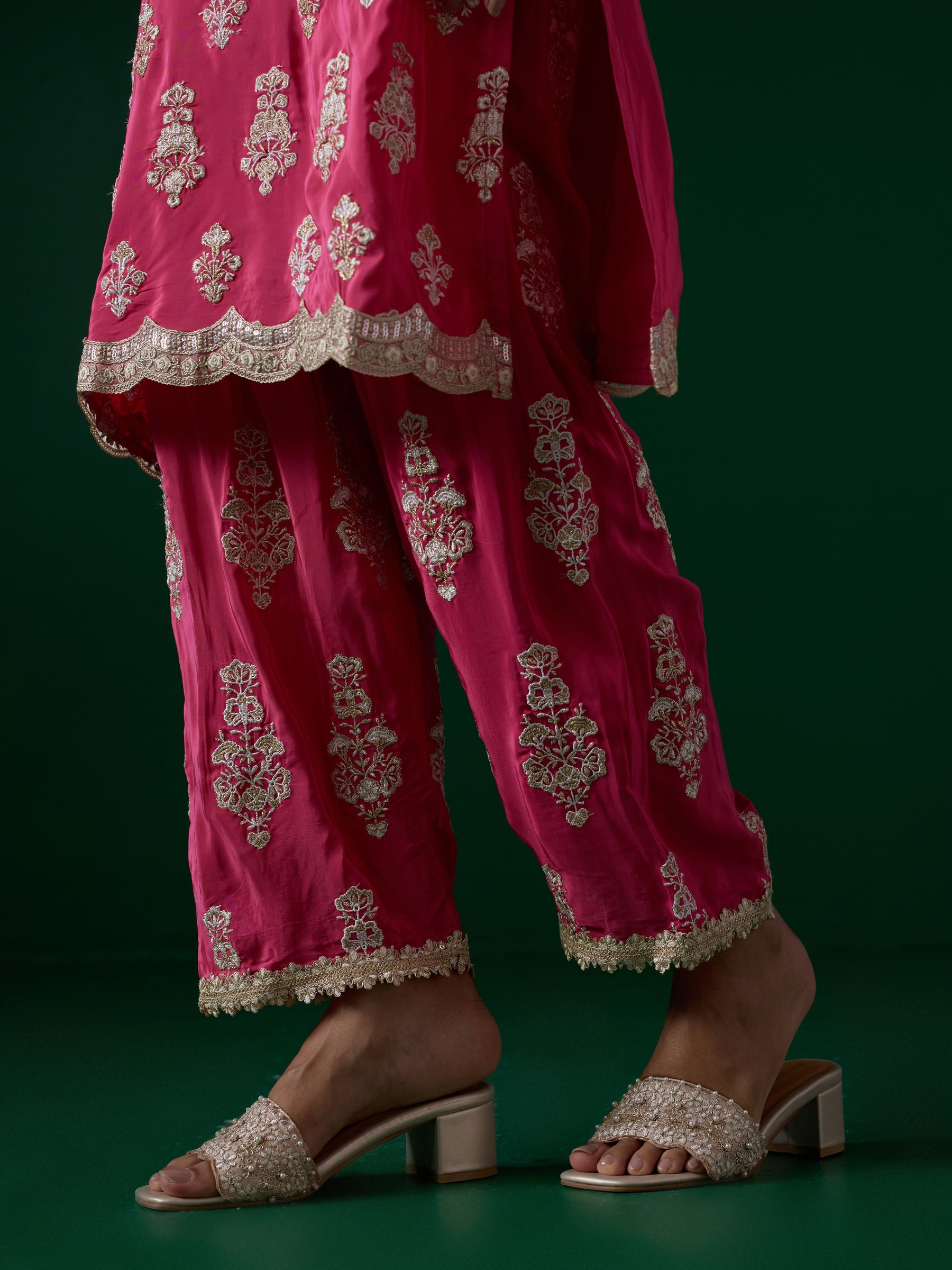 Intira Crepe Fuchsia Kurta Set
