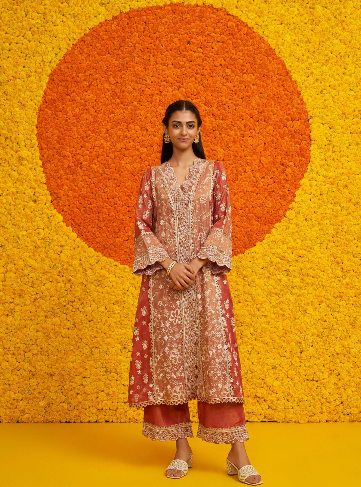 Sadke Tissue Linen Satin Red Kurta Set