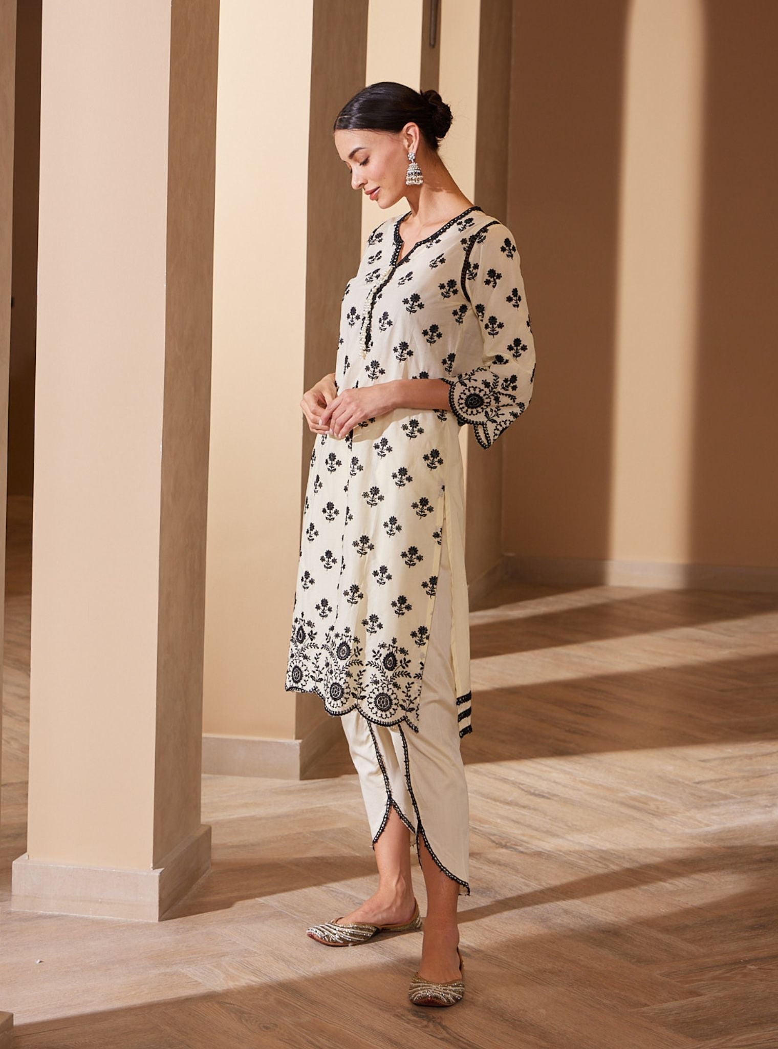 Arpora Supima Cotton Off White Kurta Set
