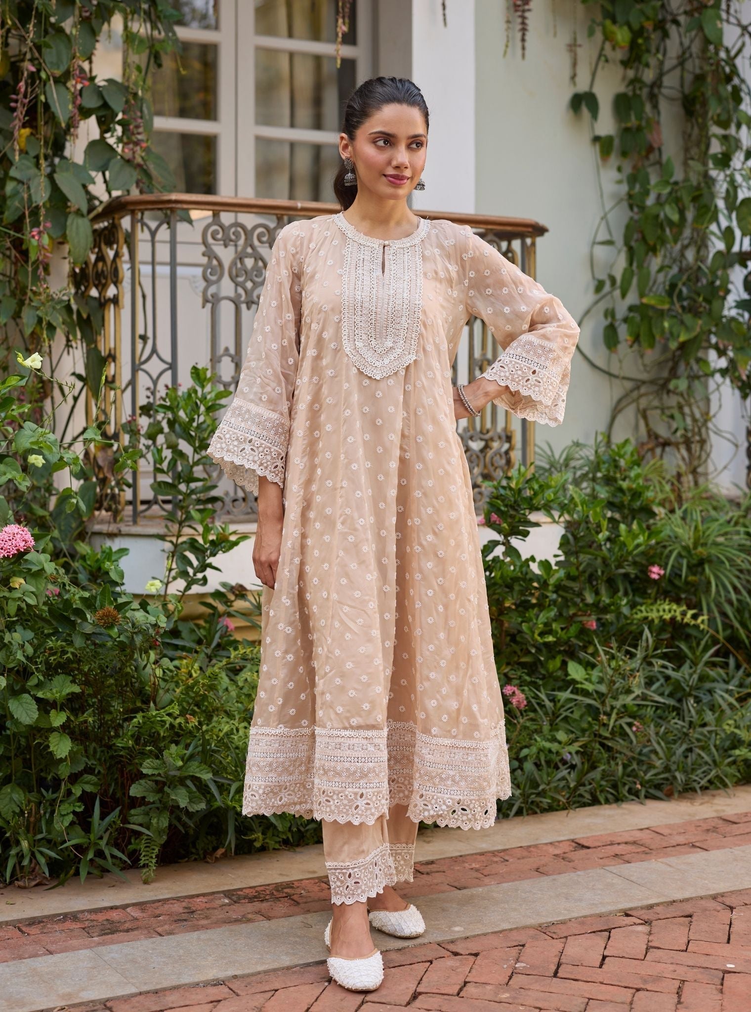 Hena Organza Biege Anarkali Set