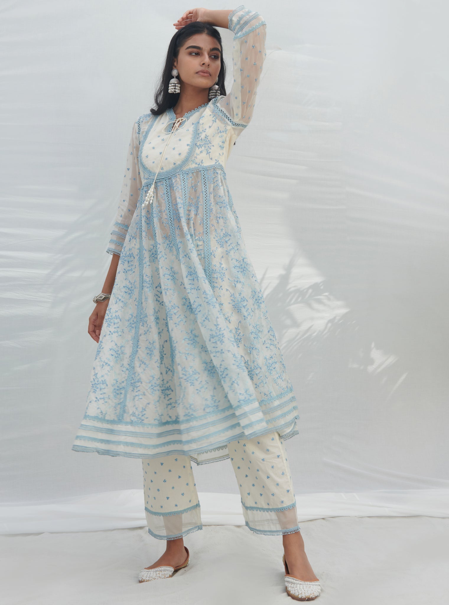 Mulmul Supima Cotton Aldona White Dupatta