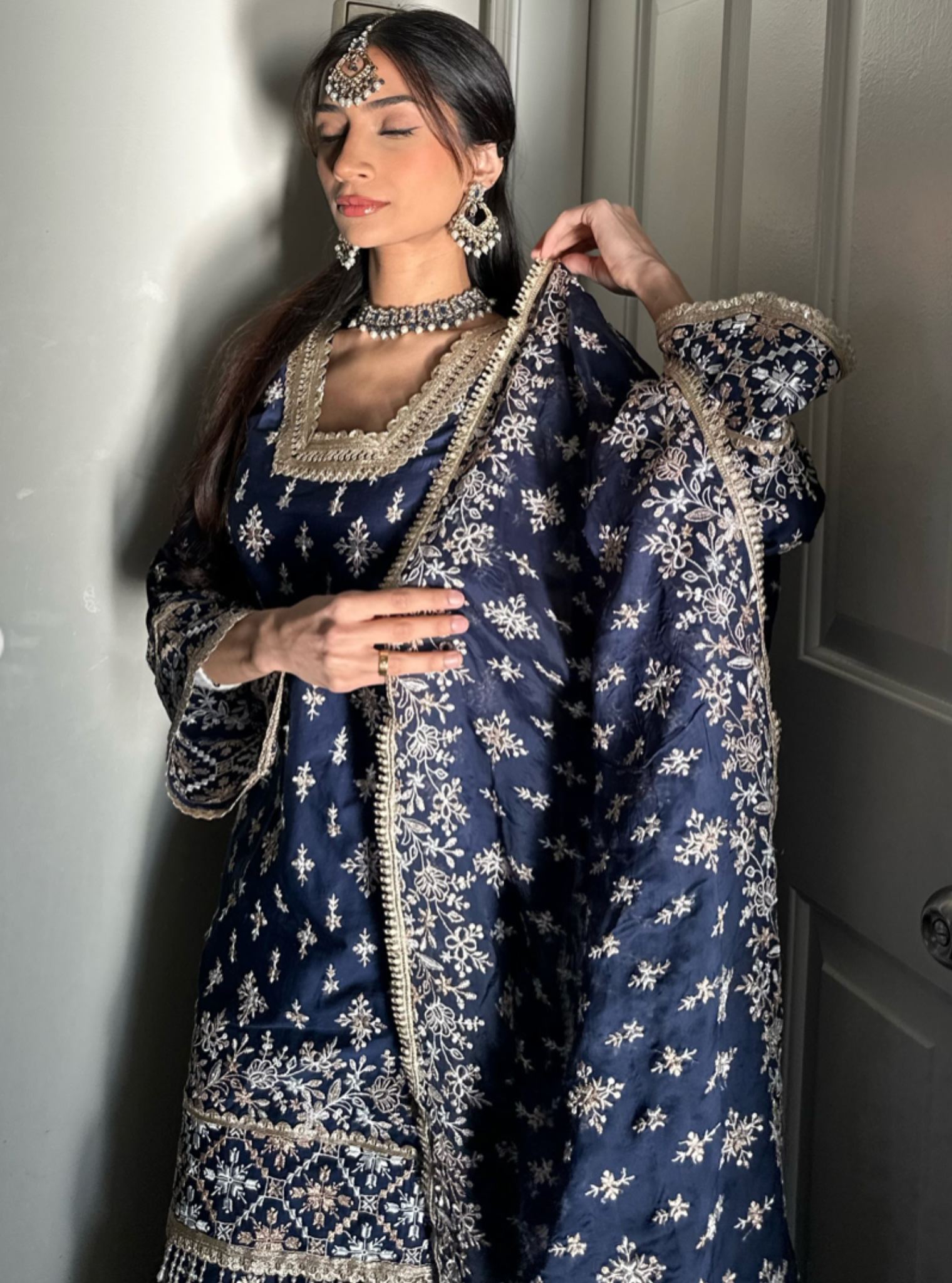 Mulmul Organza Kalander Navy Dupatta
